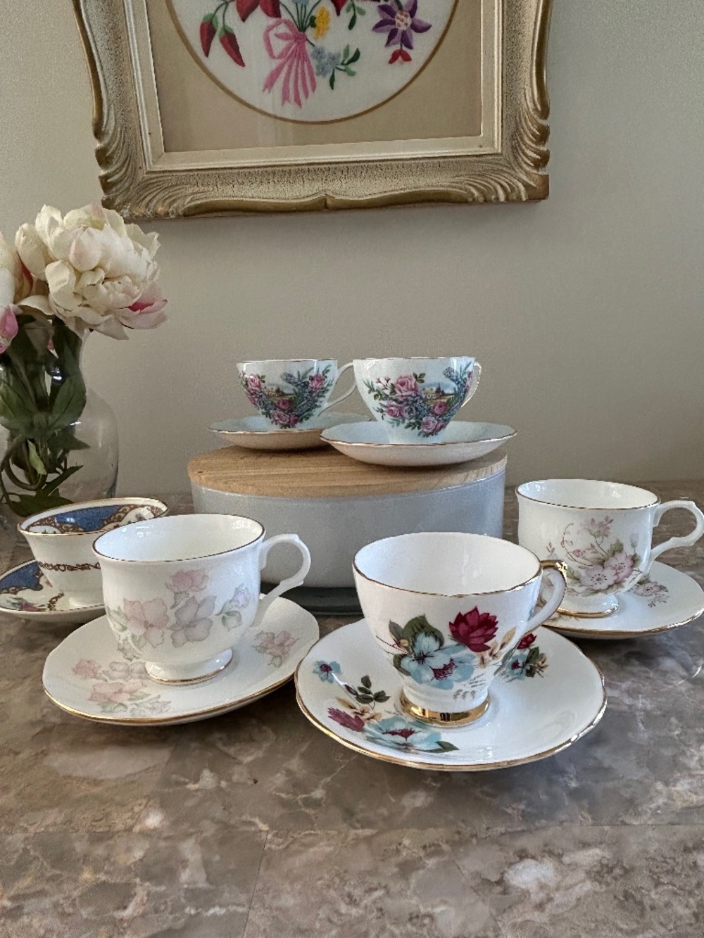 6 Vintage Cups & Saucers